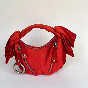 Vintage MOSCHINO CHEAP & CHIC kleine Satin Hobo Handtasche 8X5 in selten - Bild 1 von 23