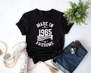 Maglietta Made In 1965 60 Anni Di Essere Fantastica Regalo 60° Compleanno Uomo Donna Top - Foto 1 di 6