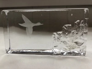 Vintage Full Lead Crystal Signed Edenfalk Skruf Sweden Ice Block Paperweight Art - Picture 1 of 7