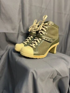 Vintage L.E.I. Baskets bottes vertes années 1990, taille 8 SUPERBE RARE À TROUVER ! - Photo 1/8