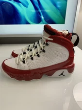 retro 9 white red