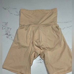 NUOVO Uomo Corto Vita Alta Dimagrante Compressione Imbottito Posteriore Shapewear XL - Foto 1 di 3