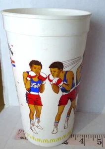  Taza de plástico McDonald’s 1988 equipo olímpico de boxeo de Estados Unidos Seúl Corea del Sur - Imagen 1 de 10