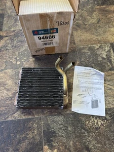 NOS 1982-92 Camaro Firebird Trans Am Copper Brass HEATER CORE GM9083 Rare - Picture 1 of 7