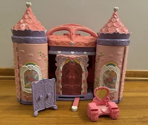 Hasbro My Little Pony Crystal Rainbow Castle with vanity and wardrobe READ - Picture 1 of 21