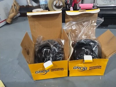 Par (2) *NUEVO Soporte de puntal de suspensión de alta resistencia K9583 delantero Volkswagen  Foto 1 de 3