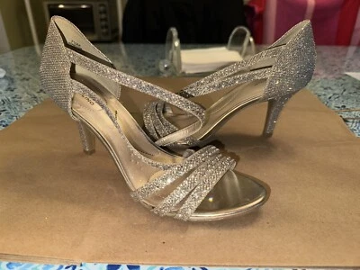 Zapatos de salón BANDOLINO para mujer fiesta graduación boda dorados brillantes talla 7 1/2 M Foto 1 de 4