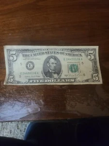 1981 series 5 dollar bill - Picture 1 of 2
