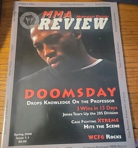 Jon Jones Magazine With Card Insert MMA PHOTO MAGAZINES - Imagen 1 de 5