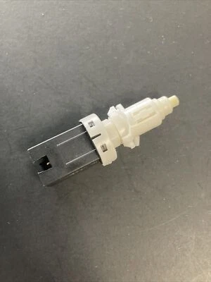 Interruptor de luz de freio 762740100 Alfa Romeo Spider (1991-1994) - Imagem 1 de 3