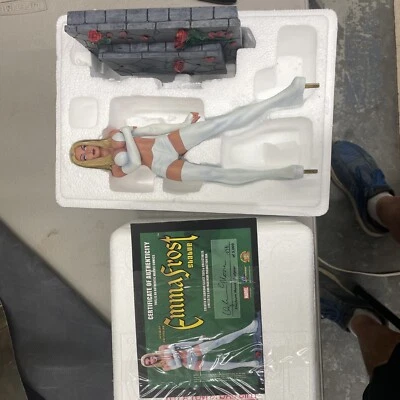 Estátua DIAMOND Select Premier tamanho completo EMMA FROST X-MEN rainha branca 1076# - Imagem 1 de 4