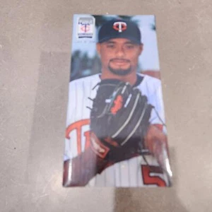 New Johan Santana bobblehead TWINS BASEBALL left handed pitcher - Picture 1 of 12