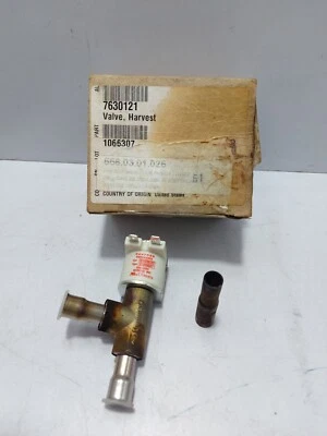 Manitowoc 76-3012-1 Solenoid Valve with Danfoss 042N4231 / 7630121 - Image 1 of 4