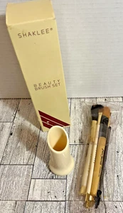 NUEVO Juego de CEPILLOS DE BELLEZA SHAKLEE de Colección con Soporte de Vanidad y Estuche Labios Polvo Cejas - Imagen 1 de 8