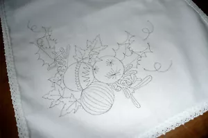 Printed to hand embroider Tray Cloth Christmas Festivities with Lace edge CSO104 - Picture 1 of 1