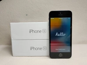 99%N ew Apple iphone SE 1st generation 16/32/64/128GB UNLOCKED ALL colours - Afbeelding 1 van 19