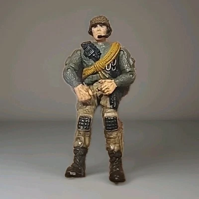 Lanard Toys The Corps 4" Military Action Figure Soldier 2003 - Image 1 of 4