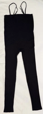 Nuevo Mono Forever 21 Sin Mangas Acanalado Negro M L Sexy Adelgazante Curvas Foto 1 de 4