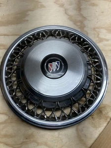 Hub Cap Buick LeSabre Park Ave Regal Roadmaster wire hubcap, 1989-1999 - Picture 1 of 10