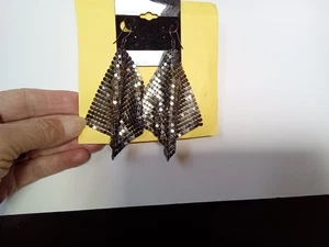 WOMENS WHITING & DAVIS DANGLING EARRINGS BLACK GRAY MESH METAL NICE - Picture 1 of 6