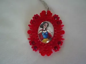 Disney Designer Prinzessin Schneewittchen Handarbeit Halskette Anhänger - Bild 1 von 2