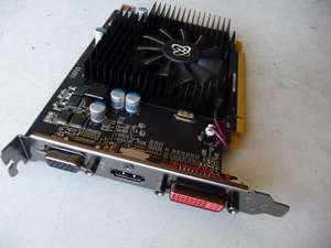 AU SELLER AMD XFX RADEON HD6570 1GB GDDR3 PCIE HDMI DVI GPU CARD HD-657X-CNF3 V5 - Picture 1 of 5