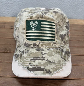 Milwaukee Bucks Sombrero Adulto Multicolor Digital Camuflaje NBA Baloncesto Camuflaje Gorra - Imagen 1 de 9