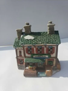 1995 Hallmark Home Town America Collection Christmas Village Johns General Store - Picture 1 of 6
