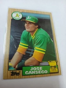 1987 Topps Jose Canseco card #620  ( Oakland Athletics A's ) - Picture 1 of 1
