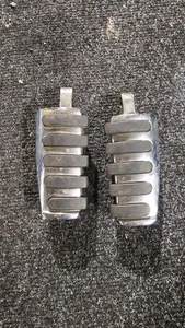 Harley-Davidson Footpeg Set - Picture 1 of 2