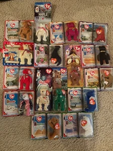 Lote de 16 gorro bebé vintage. Todo precintado en cajas. No hay pista si es valioso - Imagen 1 de 10