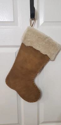 马鞍背皮革脚本标志烟草圣诞袜 — 第 1/4 张图片