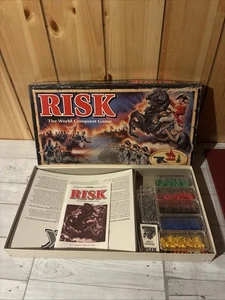 VINTAGE Risk Board Game COMPLETE 1993 Classic War Strategy Miniatures Figures - Picture 1 of 15