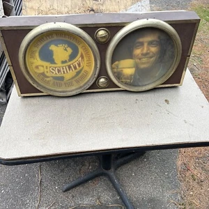 VINTAGE 1970's SCHLITZ BEER LIGHT UP SIGN AWESOME MAN CAVE - Picture 1 of 6