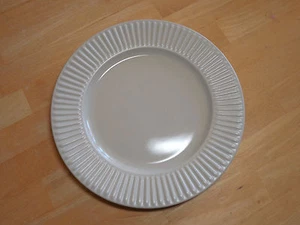 Plato de ensalada Dansk Japón RONDURE RYE 9 1/2" marfil bronceado 1 ea 2 disponible - Imagen 1 de 6