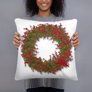 Almohada de Navidad con árboles de hoja perenne y bayas rojas para decoración del hogar - Imagen 1 de 7