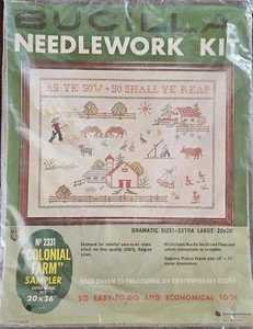 Bucilla Colonial Farm Sampler 20x26 gestempelt Kreuzstich Kit NEU Bauernhaus #2331 - Bild 1 von 8