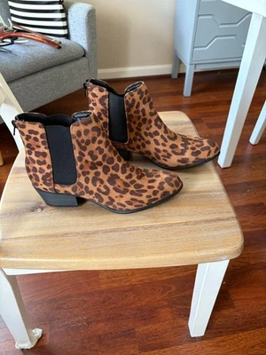 ESPRIT Tylee Women's Leopard Back Zipper Booties- SIZE: 10M - READ BELOW - Image 1 of 4