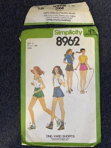 Vintage Shorts - Sewing Pattern - Simplicity 8962 - READ DESCRIPTION - Picture 1 of 6
