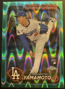 Yoshinobu Yamamoto 2024 Topps Chrome Aqua Ray Wave Refractor /199 Rookie WS MVP - Bild 1 von 3