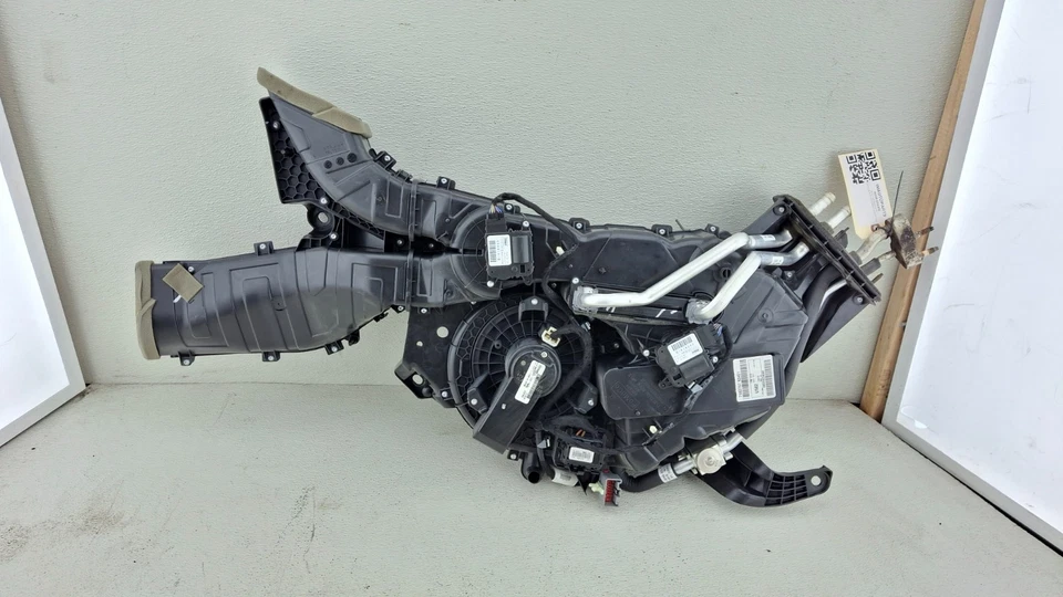 2013 - 2019 FORD EXPLORER REAR HVAC AC CLIMATE HEATER BLOWER HOUSING BOX  OEM - Image 1 of 4