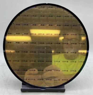 Oblea de silicona de 200 mm (7,87 pulgadas), disco expuesto al oro para arte, ciencia, novedad Foto 1 de 4