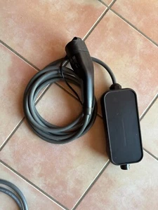 Original BMW FLEXIBLE FAST CHARGER 61905A13822 OVP - Bild 1 von 4