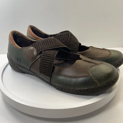 Born "Kris" Cuero Verde Cuero Marrón Cruzado Correas Elásticas Cómodas Planas 9.5 Foto 1 de 4