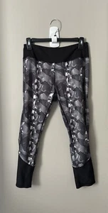 Women’s Kyodan Cropped Leggings Size Medium Black White And Gray #MBJ - Picture 1 of 5