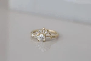 Bandring 2 kt Baguetteschliff simulierter Diamant Jubiläum 14 kt Gelbgold vergoldet - Bild 1 von 4