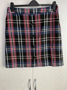 M&S COLLECTION KNEE LENGTH CHECK SKIRT SIZE 16 L BUTTON DETAIL - Picture 1 of 4