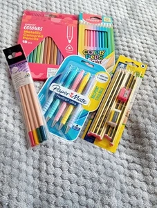 Stationary Coloured Pencils Ballpoint and Pencils - Picture 1 of 4