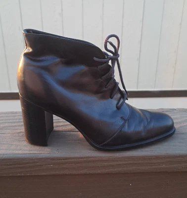 Vintage Valerie Stevens Black Leather Short Boot, Size 8-1/2 - Image 1 of 4