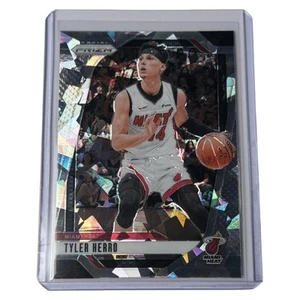2024-25 Panini Prizm NBA Cracked Ice Prizm #98 Tyler Herro - Picture 1 of 2